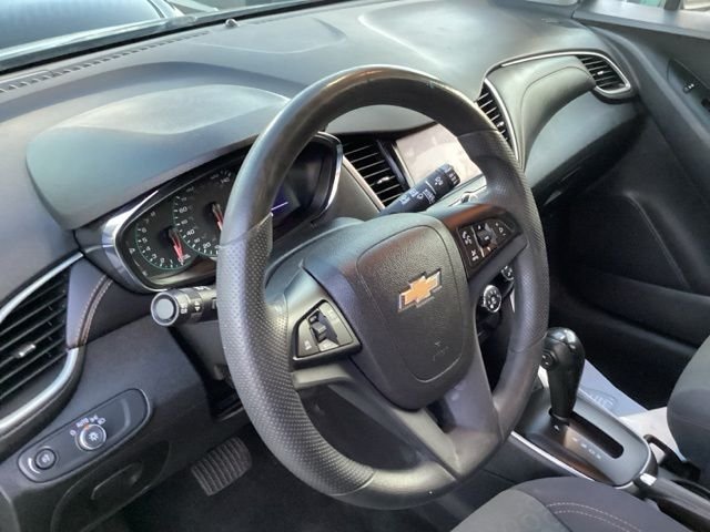 Used 2020 Gray Chevrolet LS image 42
