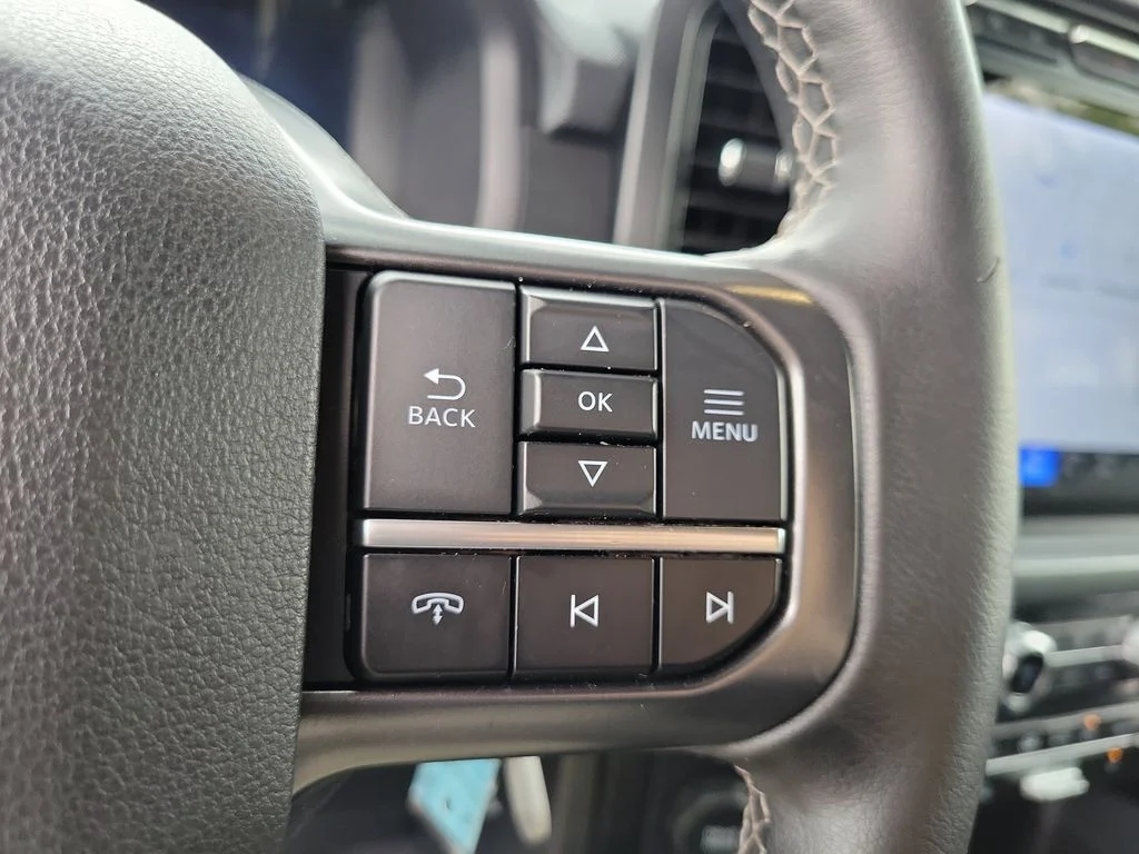 Used 2024 Black Ford XLT image 19