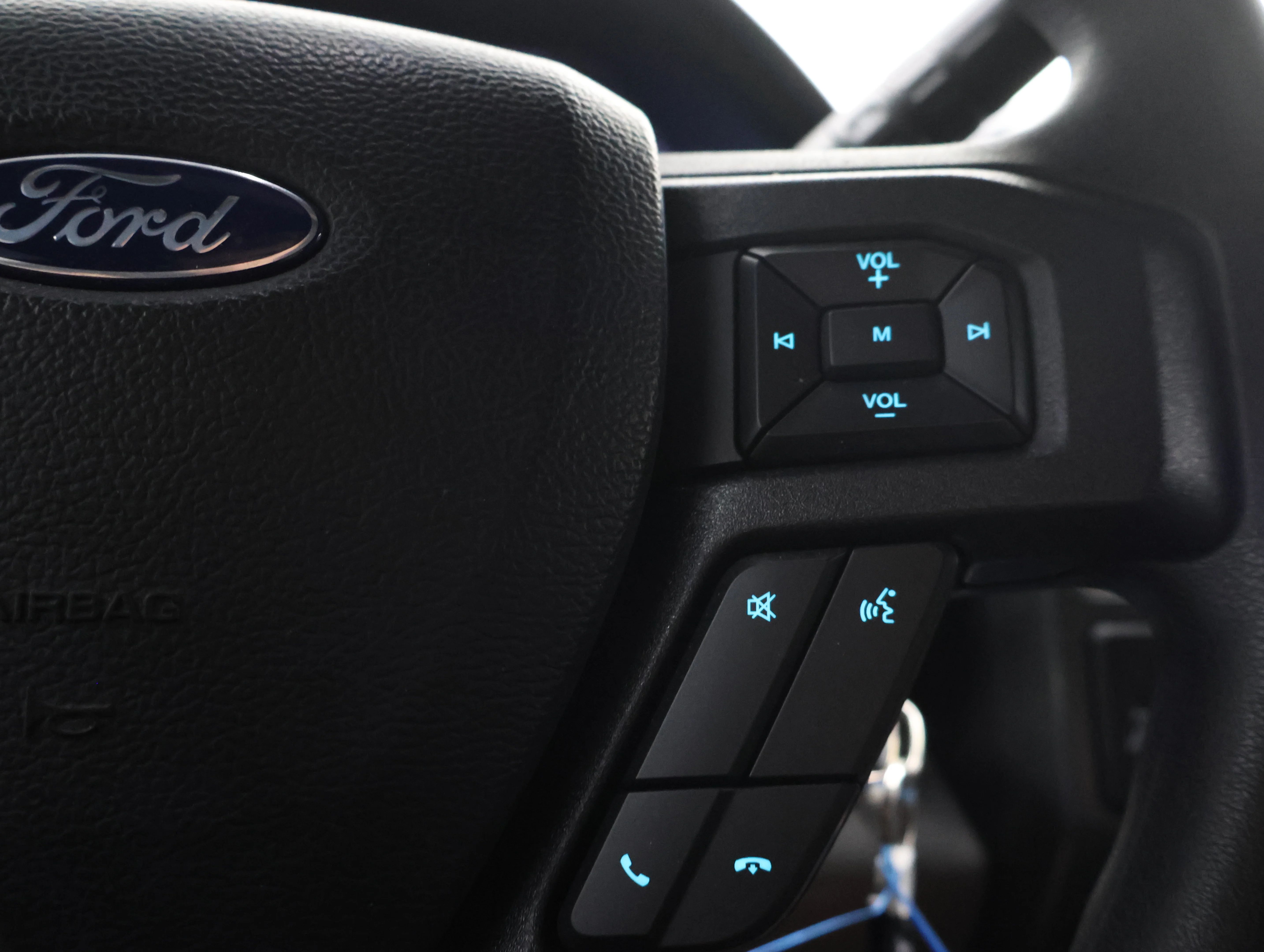 Used 2021 Agate Black Metallic Ford XLT image 14