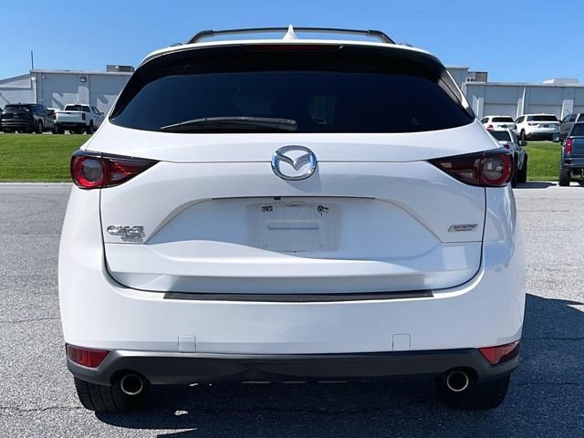 Used 2018 Snowflake White P Mazda Touring image 6