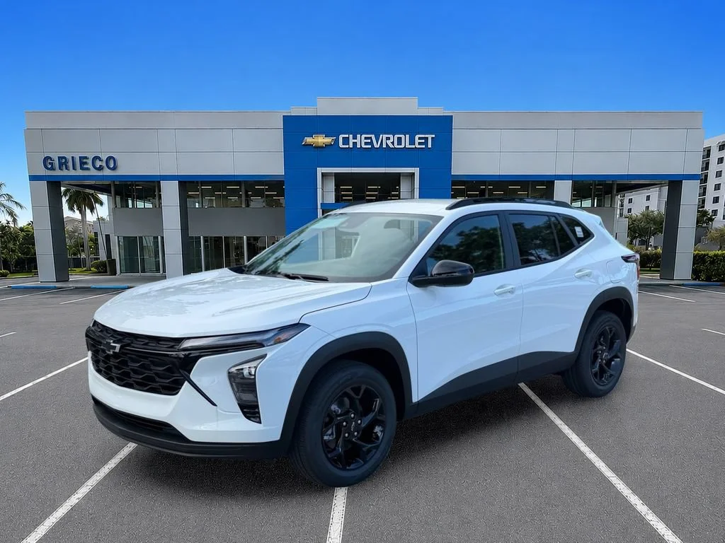 New 2026 Summit White Chevrolet LT image 3