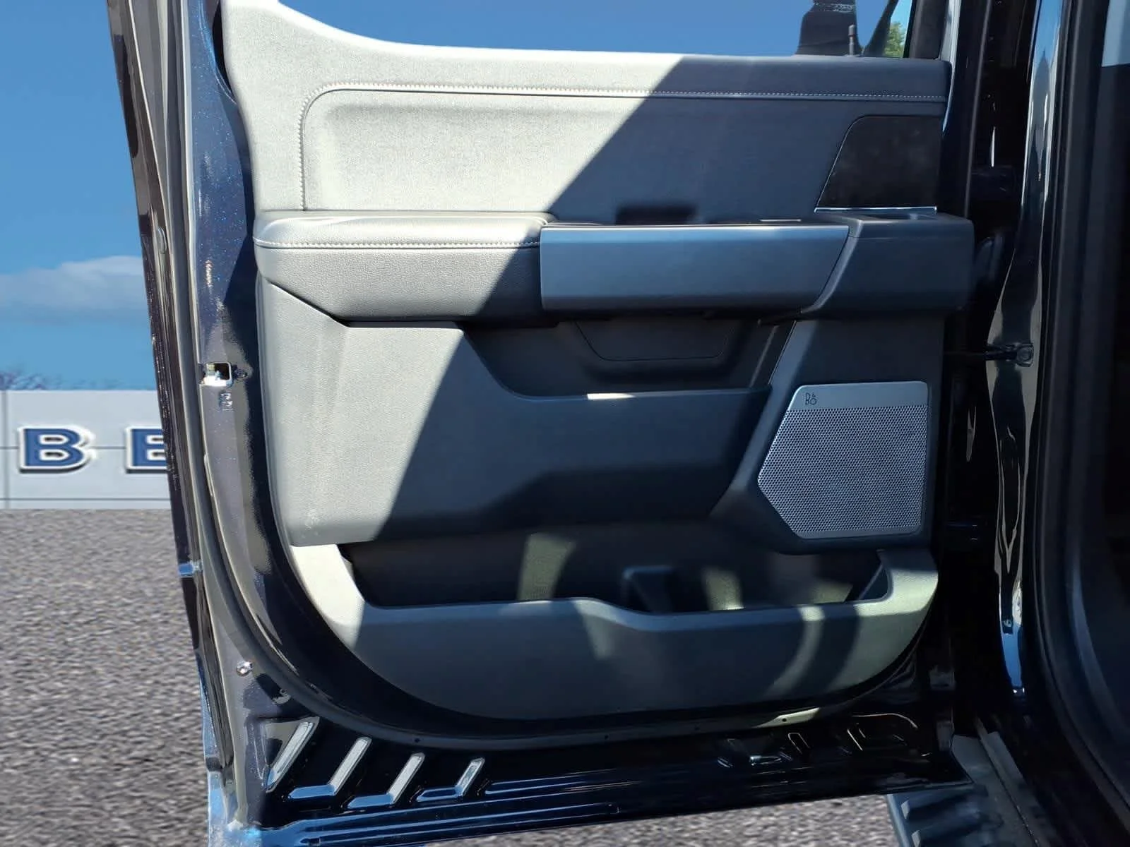 Used 2024 Antimatter Blue Ford LARIAT image 27