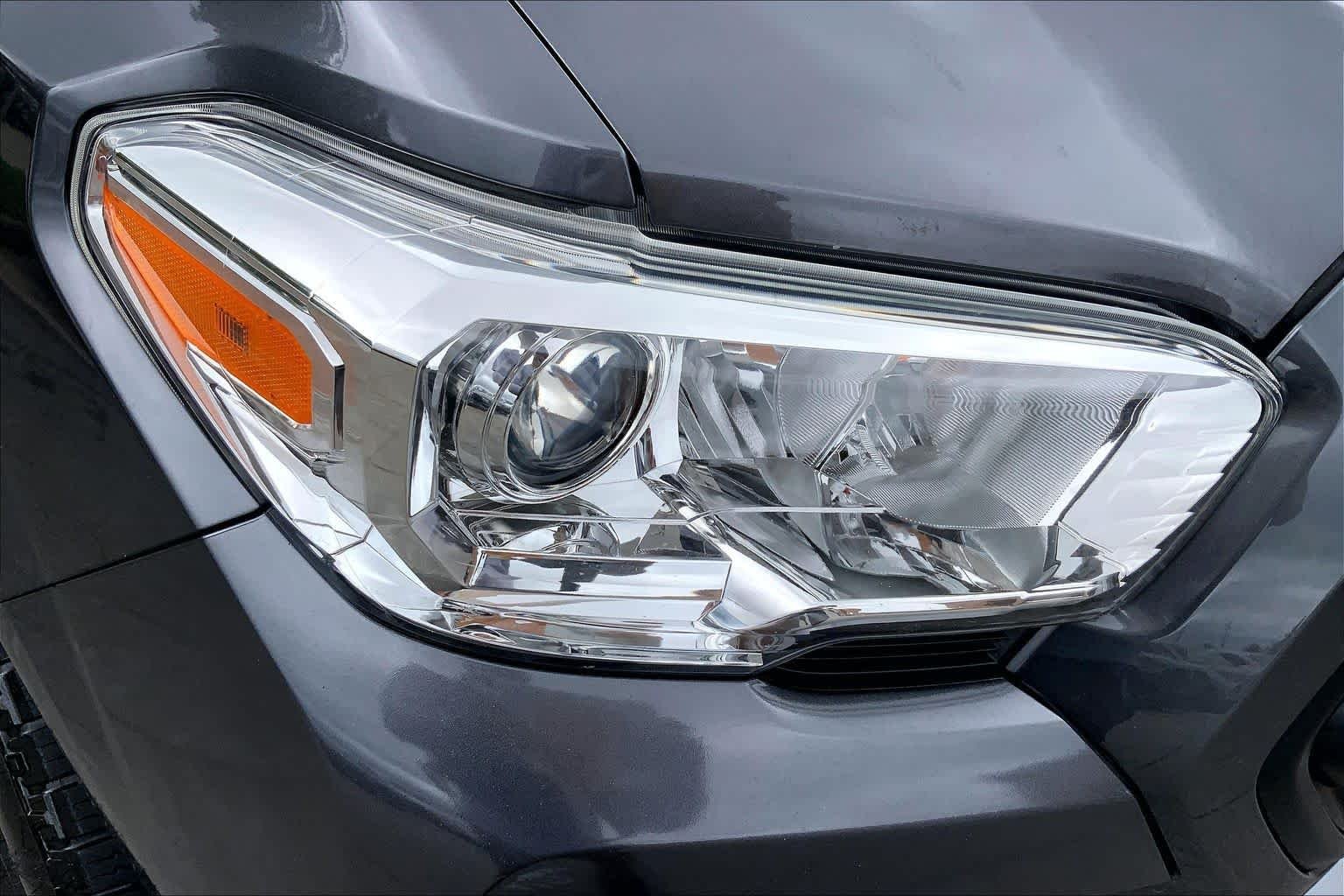 Used 2021 Magnetic Gray Metallic Toyota SR image 27