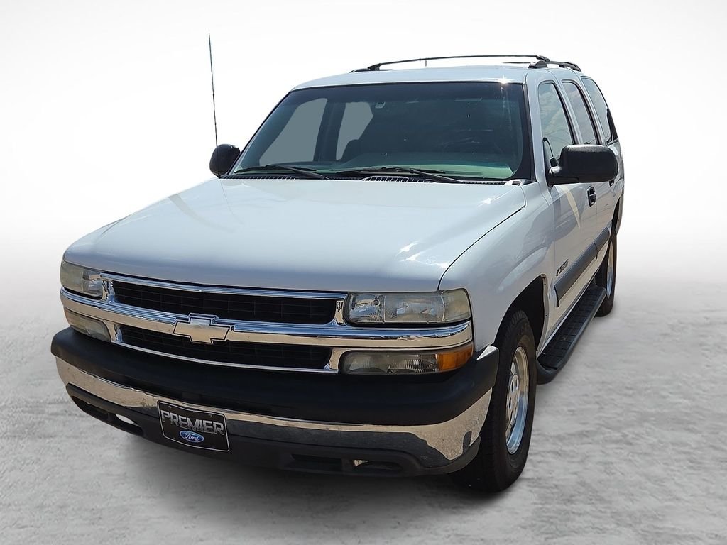 Used 2002 White Chevrolet LS image 4