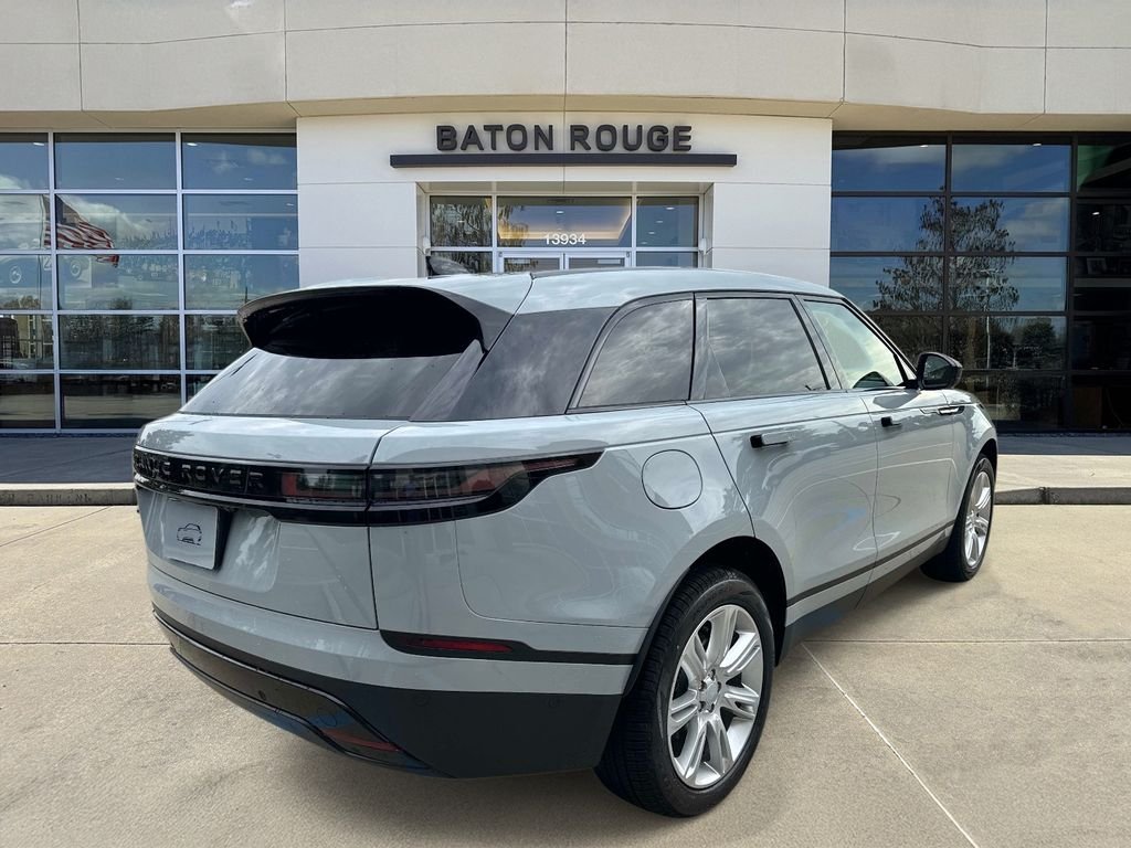 New 2026 Arroios Grey Land Rover S image 3