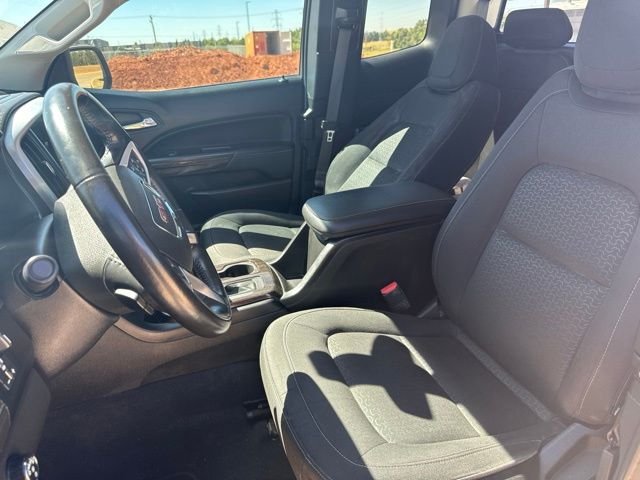 Used 2021 White GMC Elevation image 13
