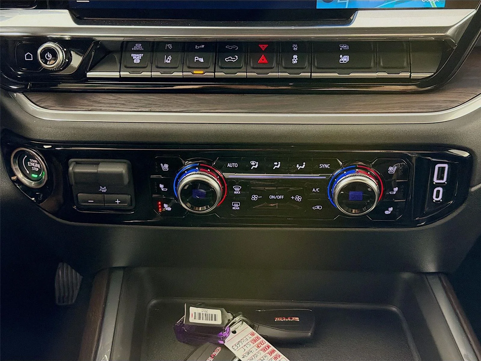 2026 GMC Sierra 2500HD SLT - Photo 17