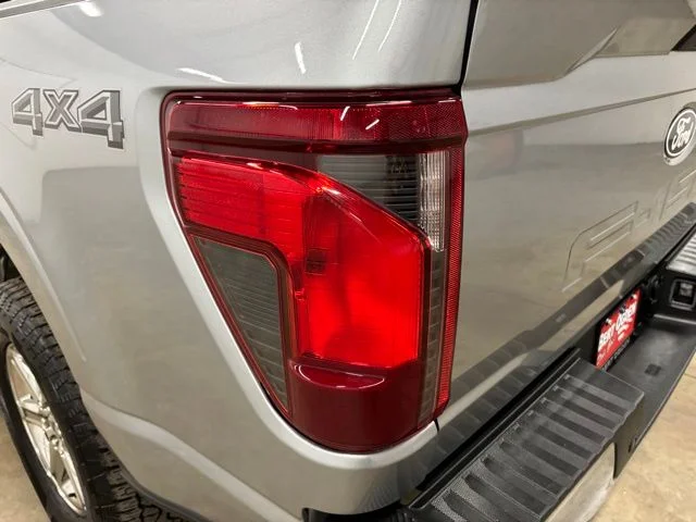 Used 2025 Silver Ford XLT image 7