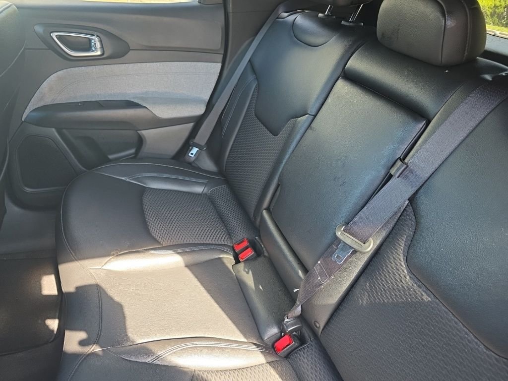 Used 2025 Black Jeep Latitude image 16