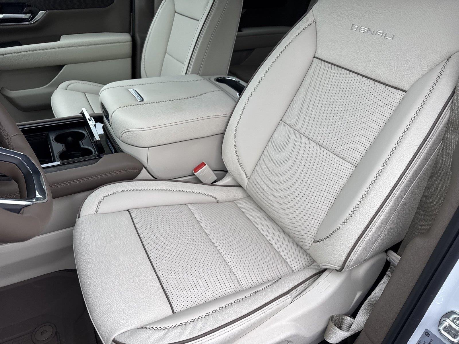 New 2026 Glacier White Tricoat GMC Denali image 11