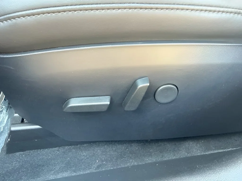 Used 2020  Tesla Performance image 11