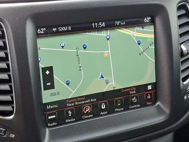 Used 2018 Green Jeep Trailhawk image 16