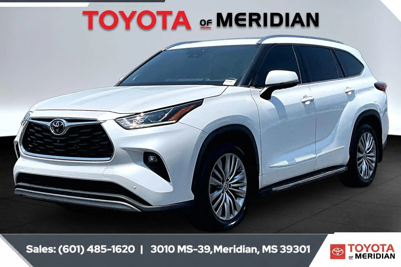 Used 2022 Wind Chill Pearl Toyota Platinum image 10
