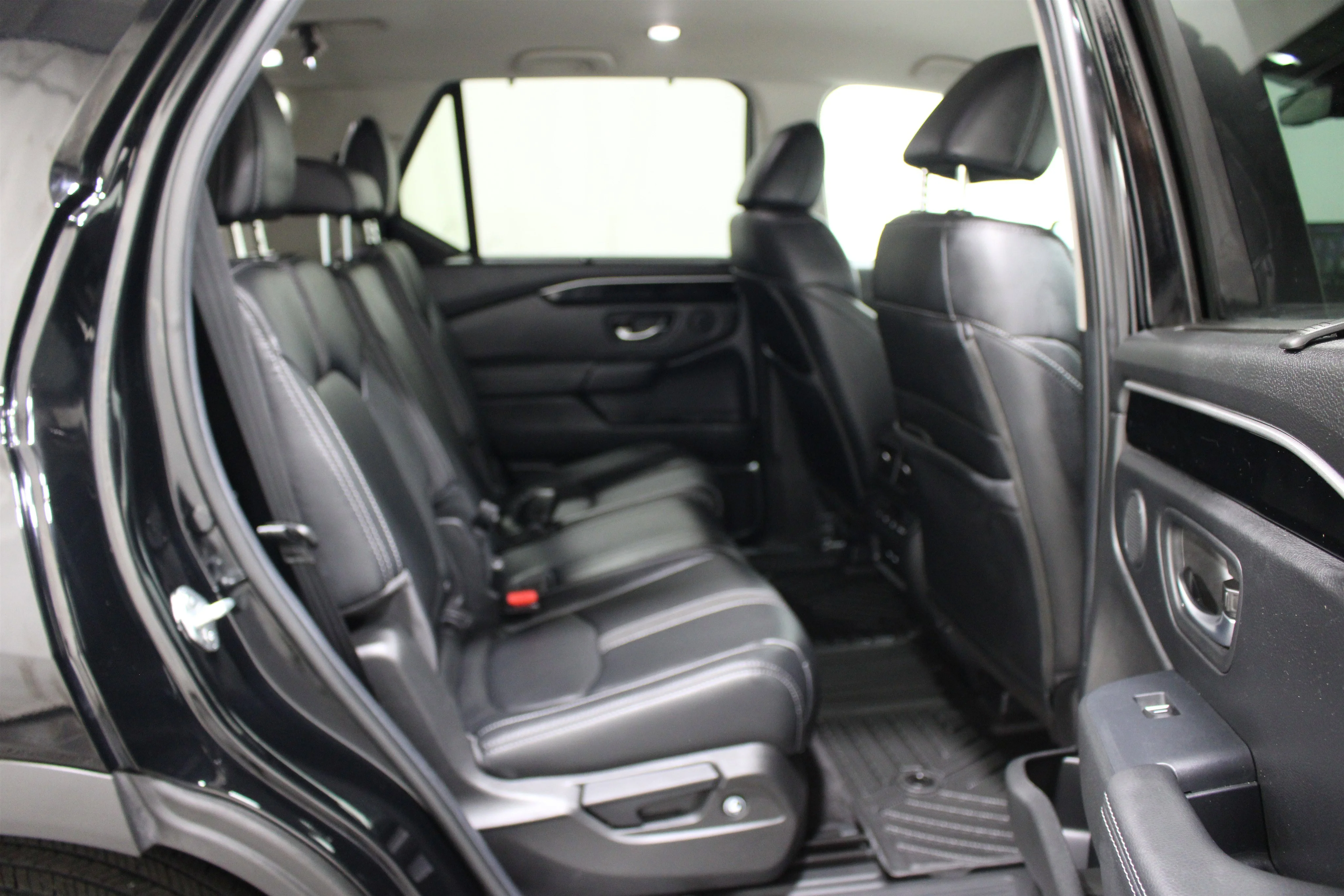 2025 Honda Pilot EX-L - Photo 26