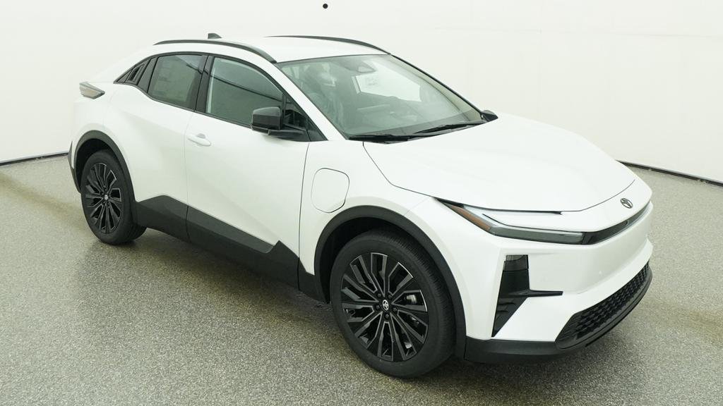 New 2026 Wind Chill Pearl Toyota XSE image 10