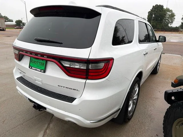 Used 2022 White Dodge Citadel image 3