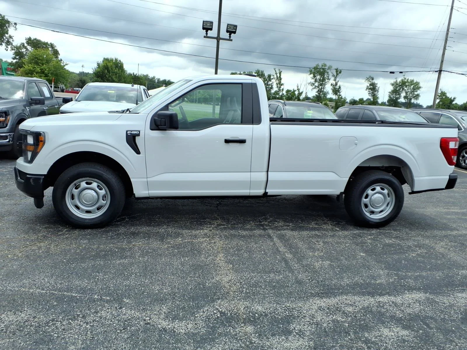 Used 2023 Oxford White Ford XL image 5