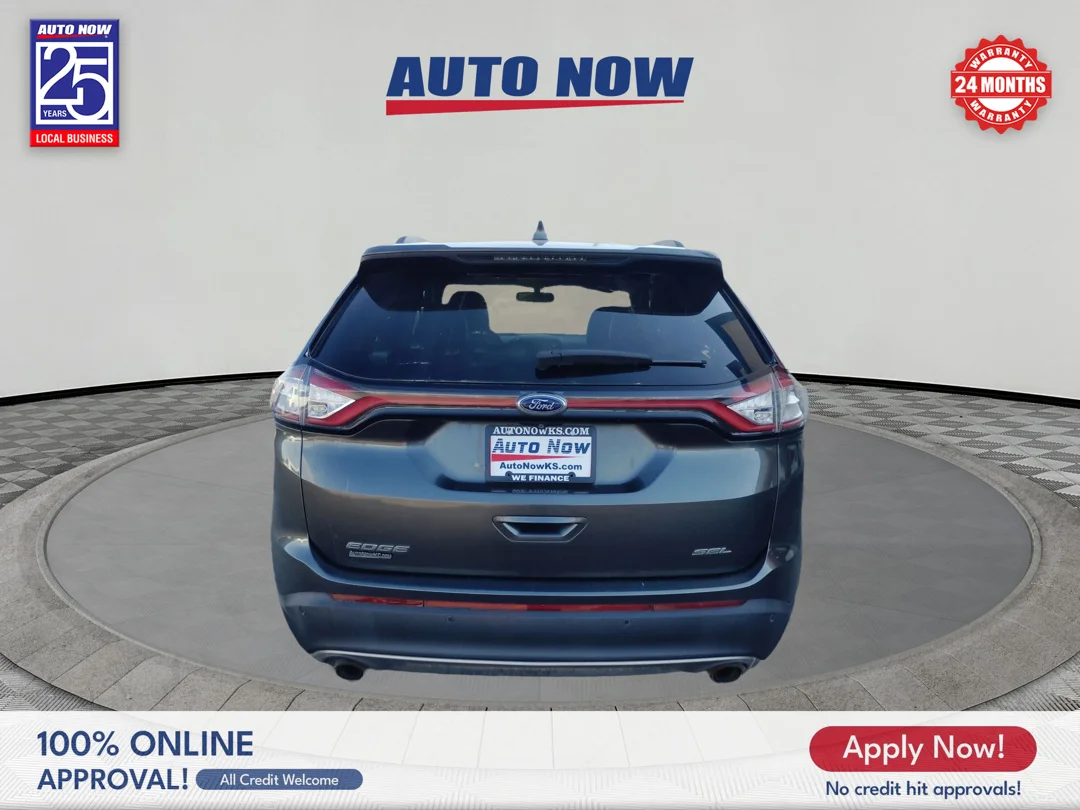 Used 2015 Gray Ford SEL image 8