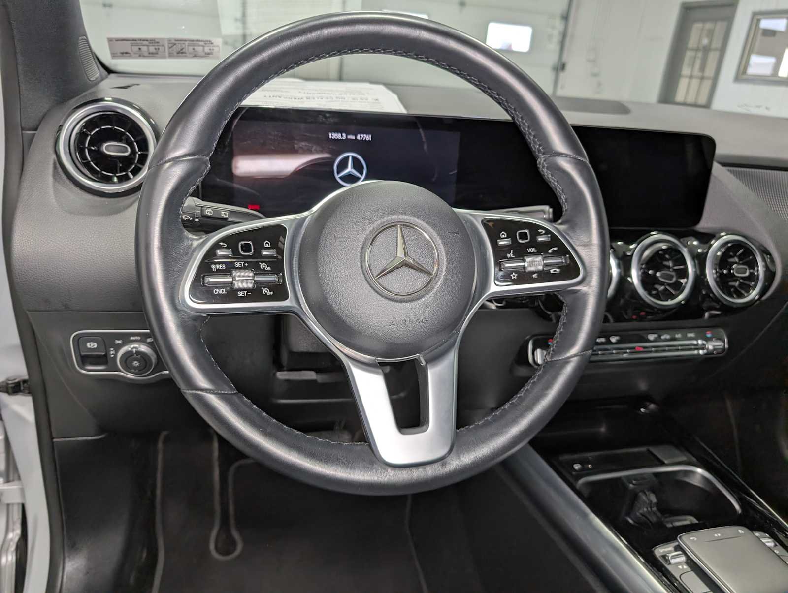 Certified Used 2023 Iridium Silver Metallic Mercedes-Benz GLA 250 image 32