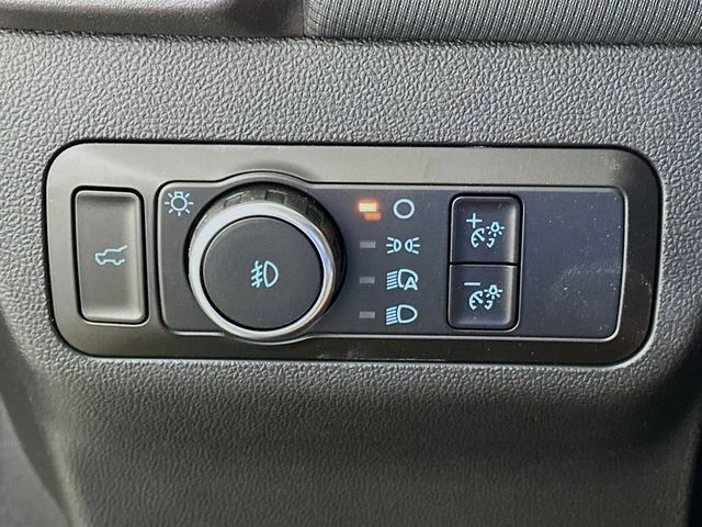 New 2025 Gray Ford Outer Banks image 21