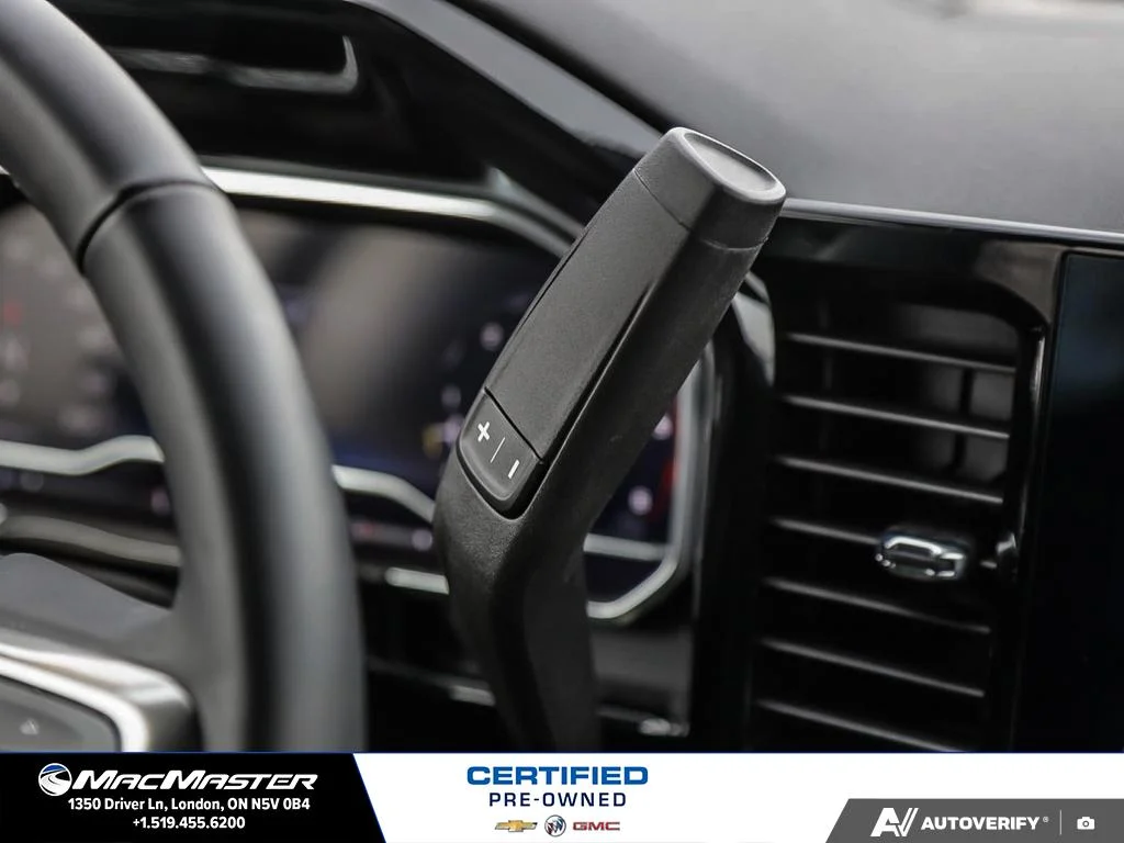 Used 2025  Chevrolet LTZ image 22