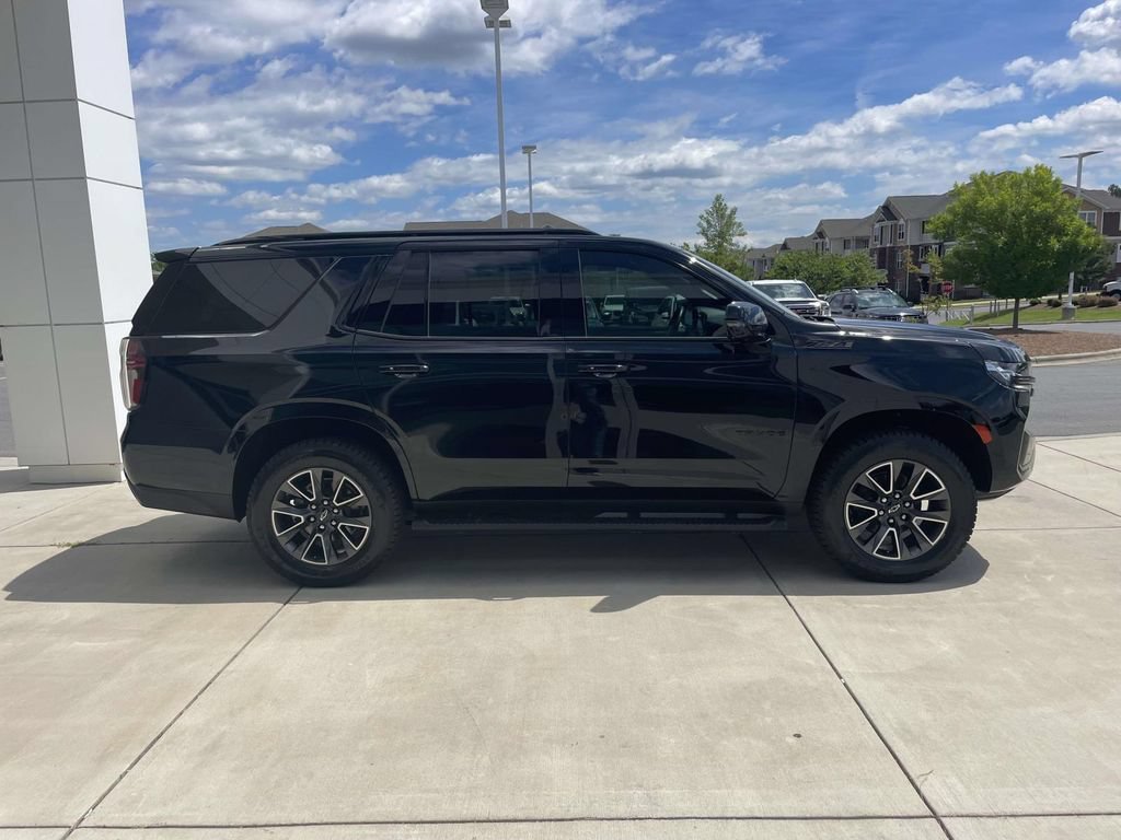 Used 2023 Black Chevrolet Z71 image 5