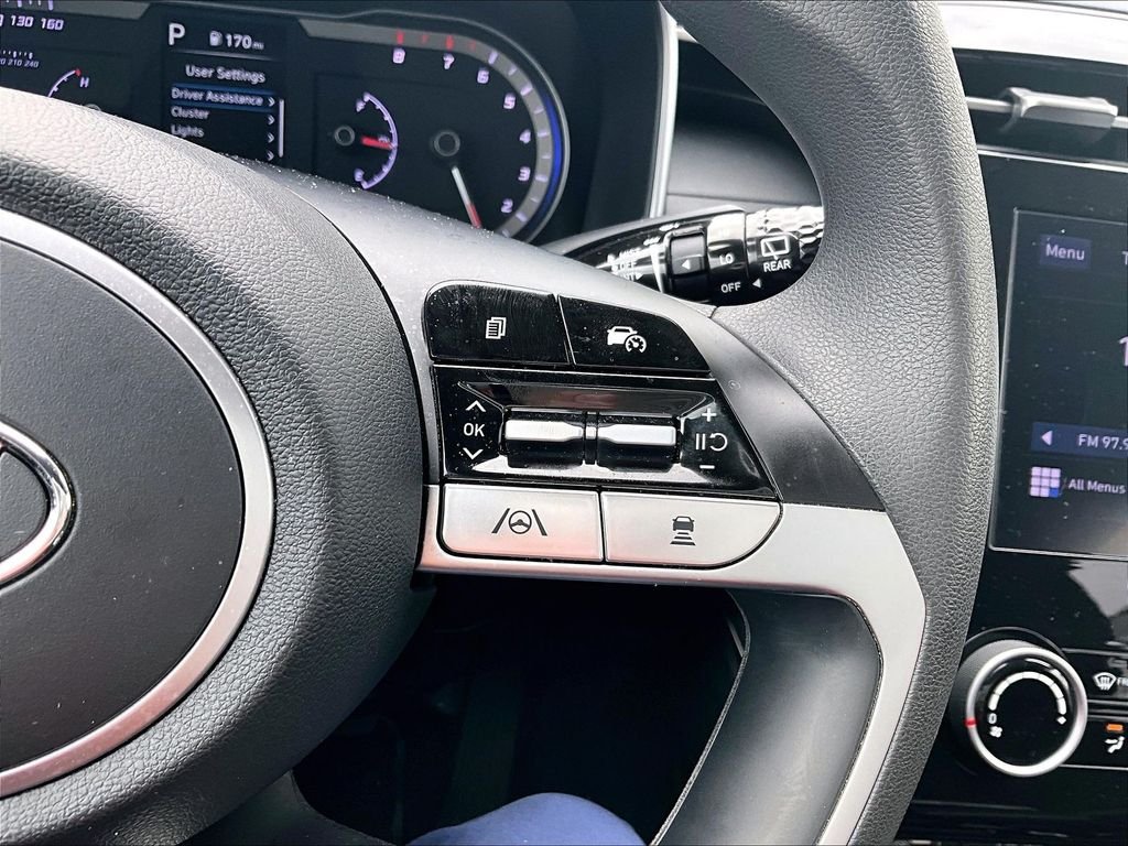 Used 2022 Amazon Gray Hyundai SEL image 23