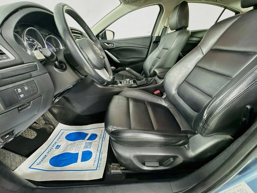 Used 2015 Blue Reflex Mica Mazda i Touring image 23