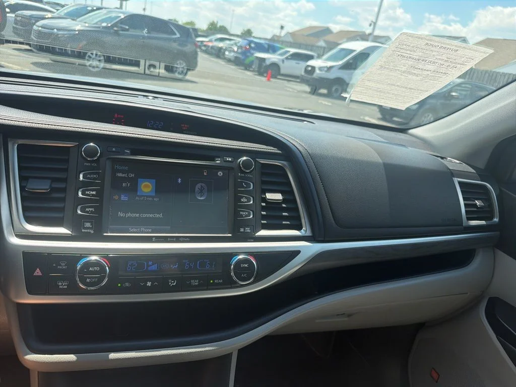 Used 2018 Gray Toyota Limited image 28