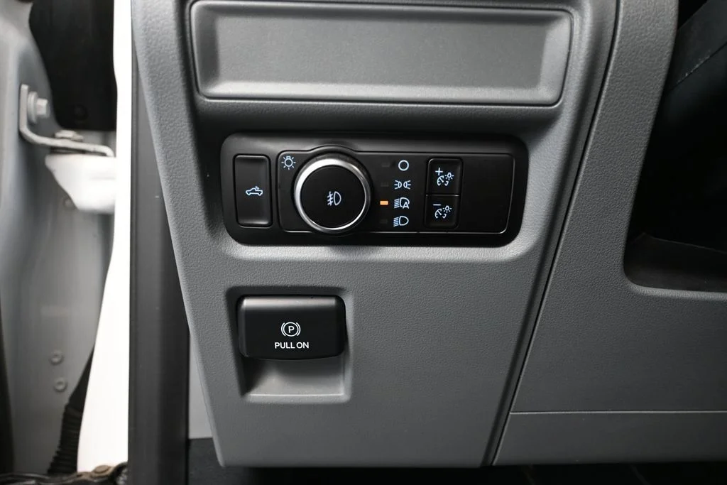 Used 2023 White Ford XLT image 30