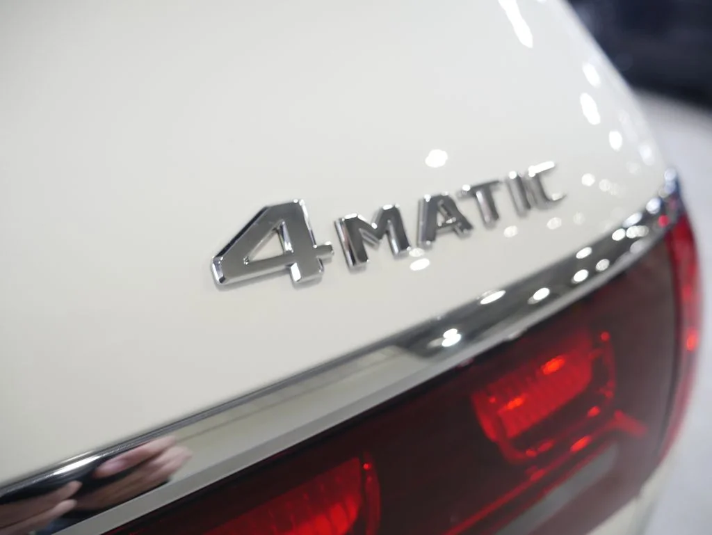 New 2026 Polar White Mercedes-Benz GLS 450 image 10