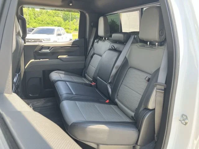 2025 Chevrolet Silverado 1500 ZR2 - Photo 26