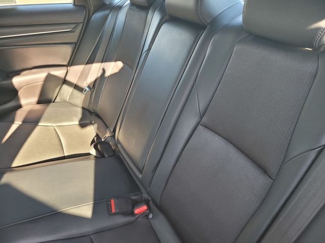 Used 2022  Honda Sport image 15