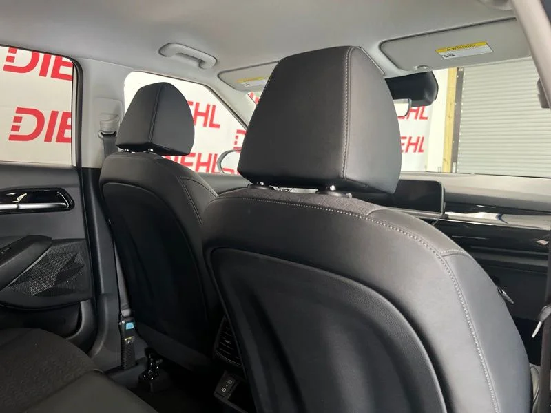 Used 2025 White Kia S image 11