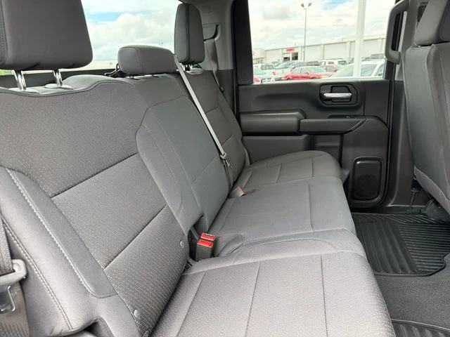 Used 2025 White Chevrolet Custom image 23