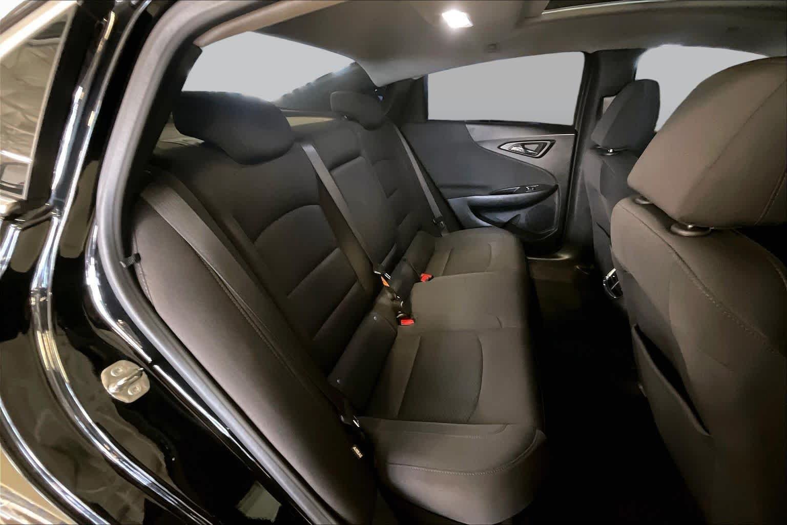 Used 2020 Mosaic Black Metallic Chevrolet LT image 18
