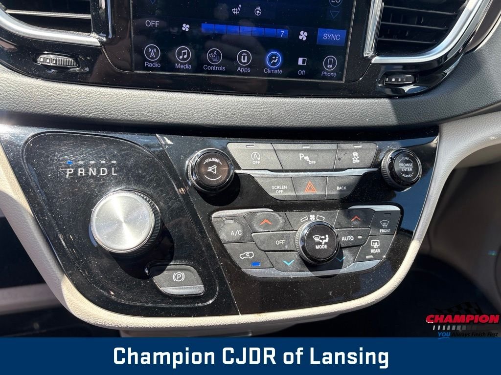 Used 2017 White Chrysler Touring L Plus image 25
