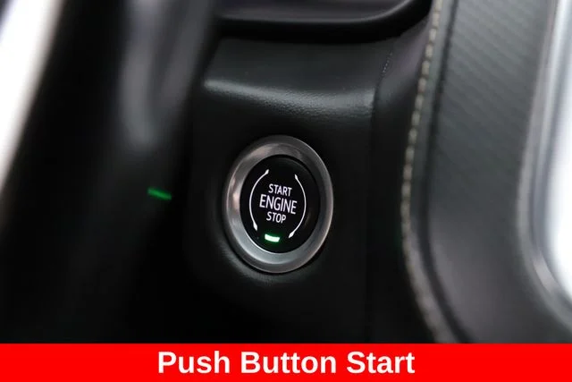 Used 2022 Black GMC SLT image 24