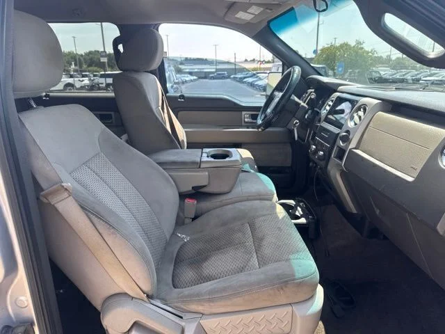 Used 2010 Silver Ford XLT image 24