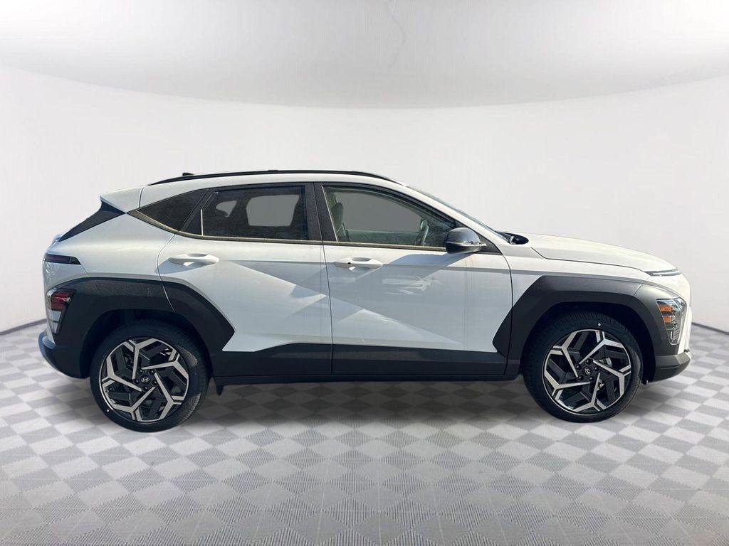 New 2026 White Hyundai SEL Premium FWD image 6