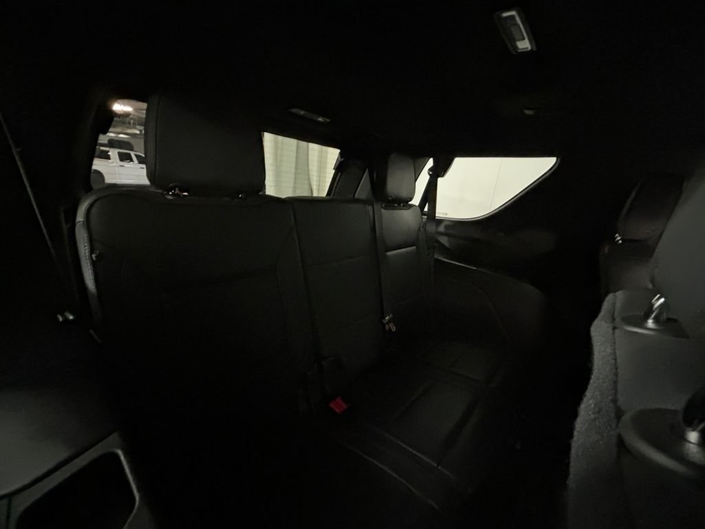 Used 2024 Black Chevrolet High Country image 17