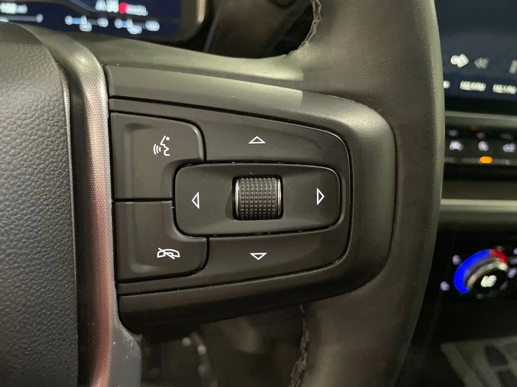 2025 GMC Sierra 1500 SLT - Photo 17
