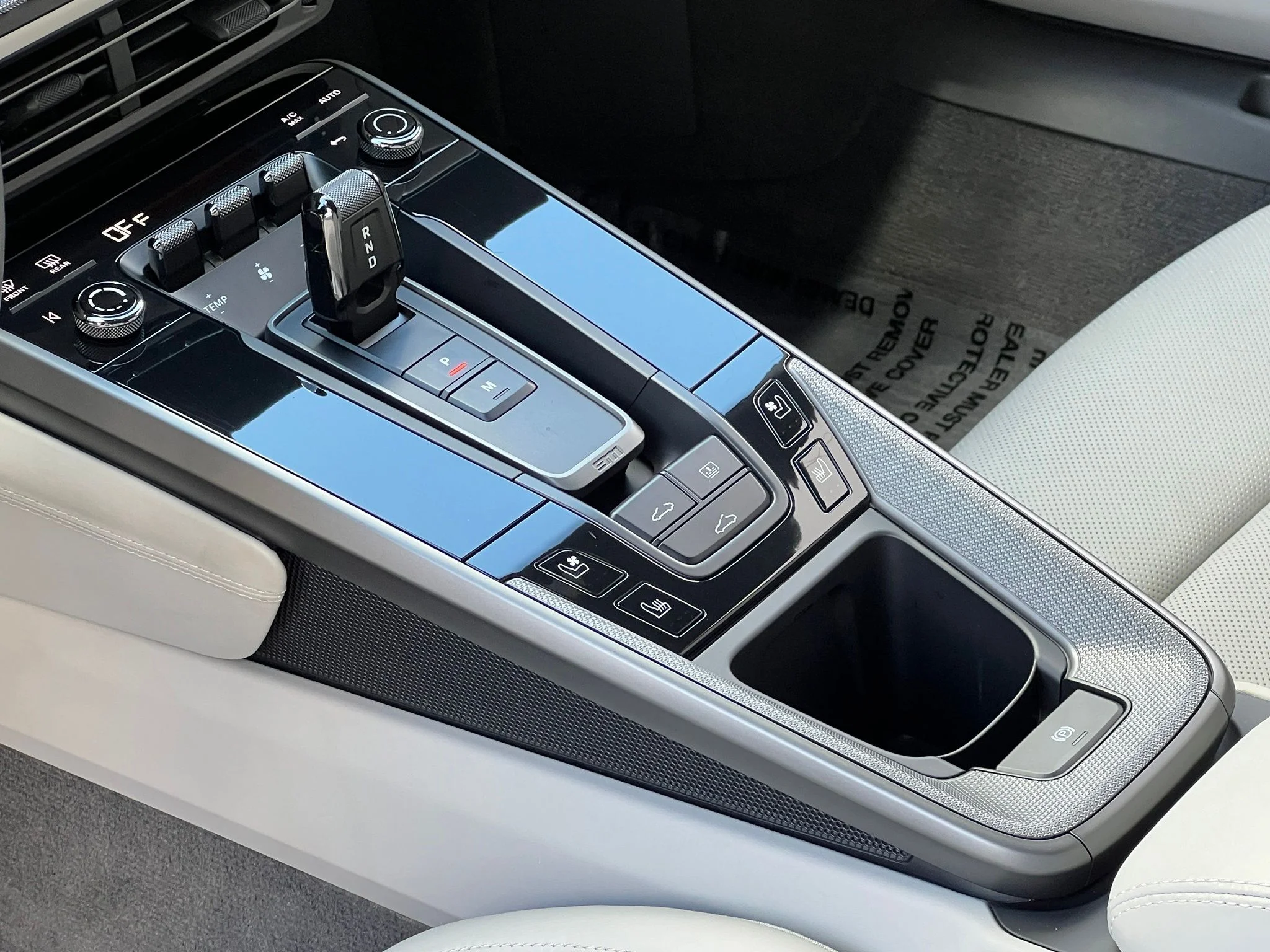 Used 2020 Silver Porsche Carrera 4S image 28