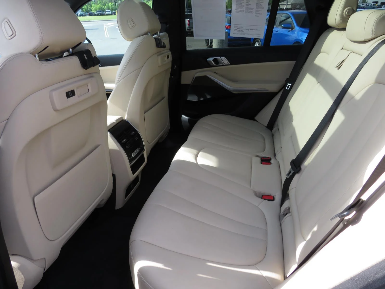 Used 2022 Sparkling Brown M BMW xDrive45e image 25