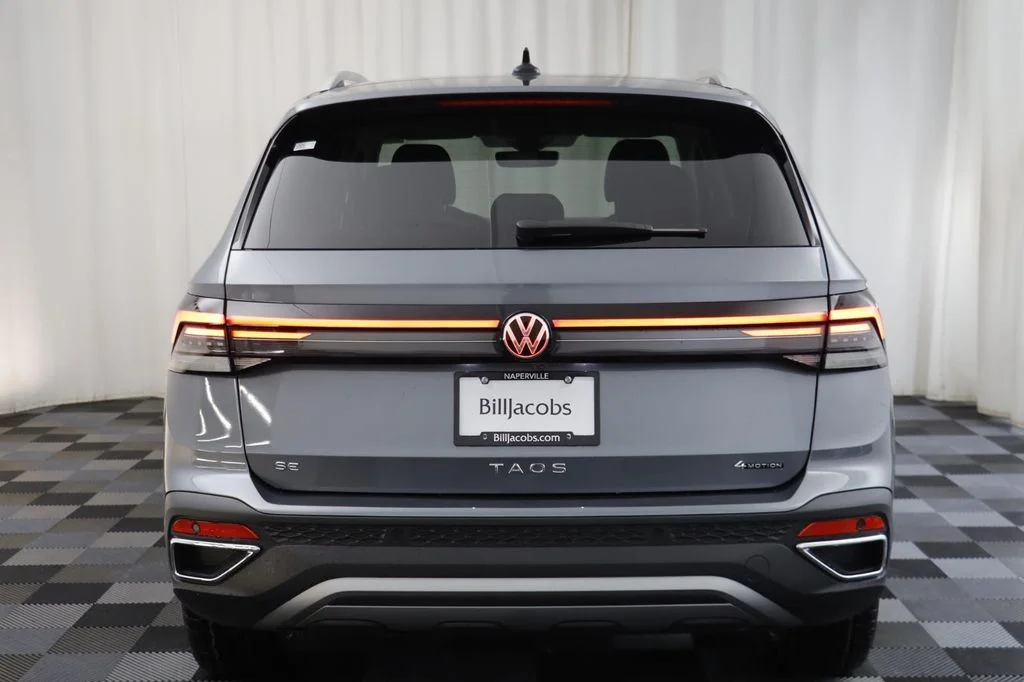 New 2026 Platinum Gray Volkswagen 1.5T SE image 16