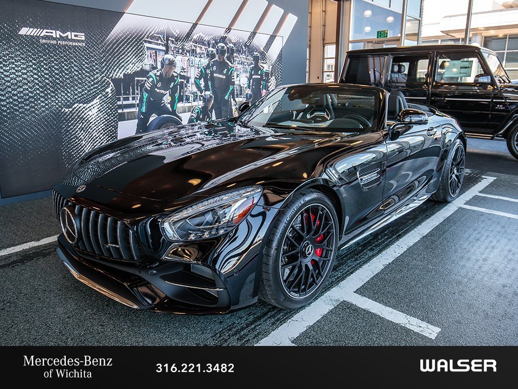 New 2026 Black Mercedes-Benz GLC 300 image 51
