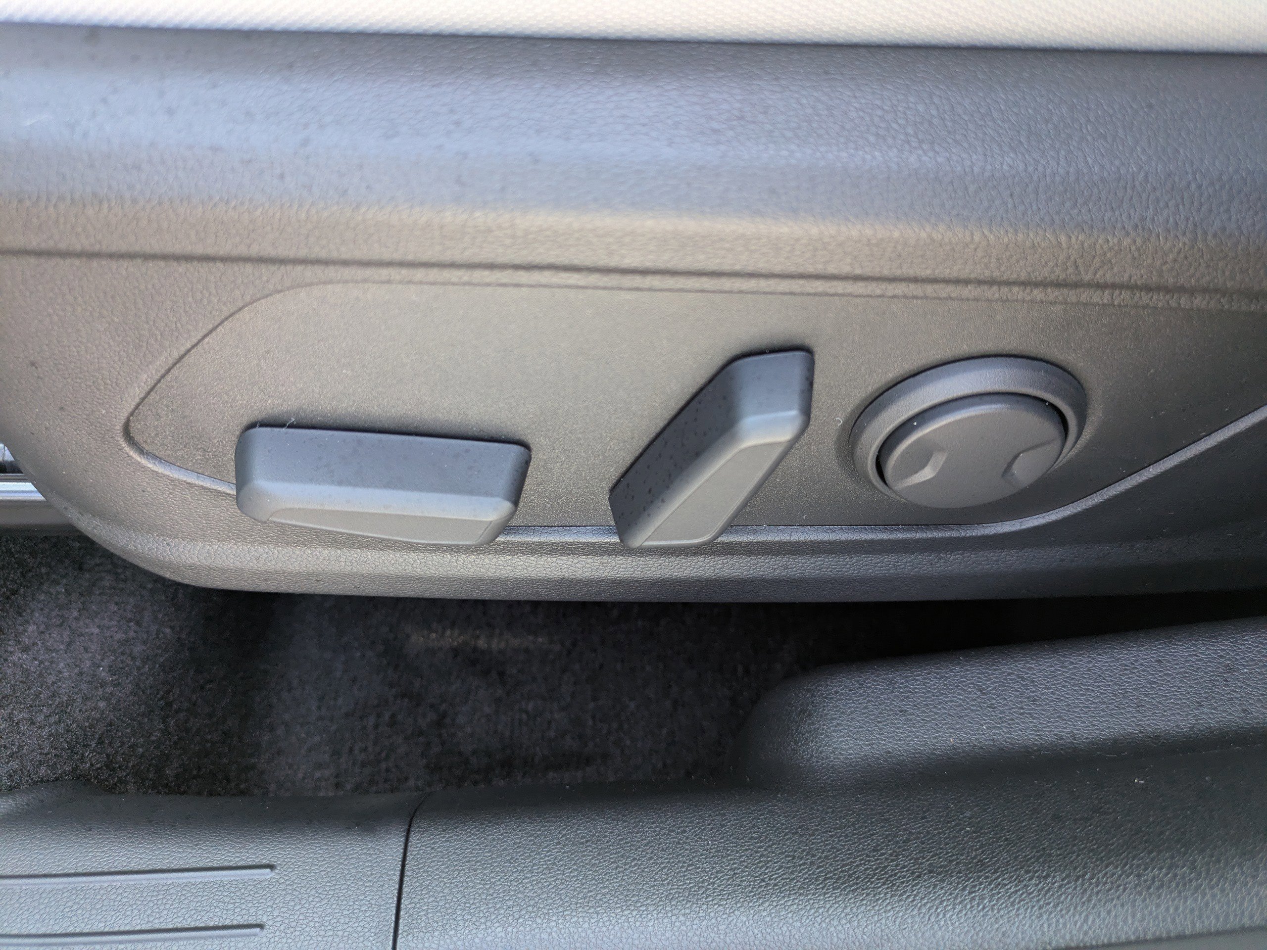 New 2026 Amazon Gray Hyundai SEL Convenience image 18