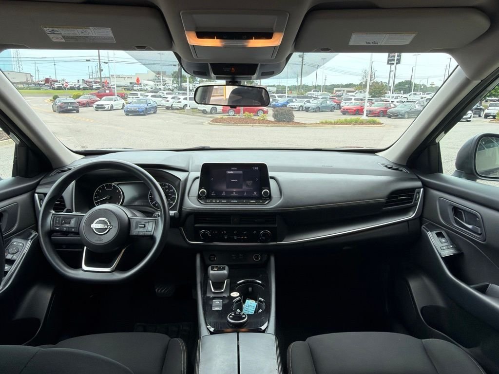 Used 2024 Gray Nissan S image 28