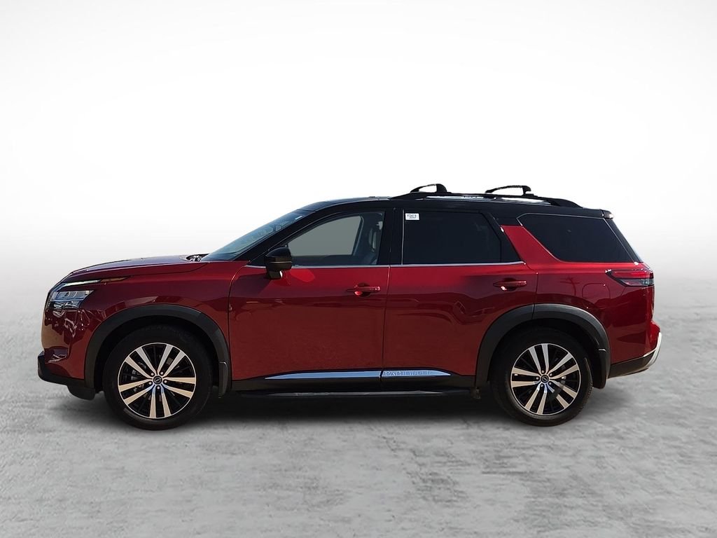 Used 2023 2 Tone Red / Black Roof Nissan Platinum image 6