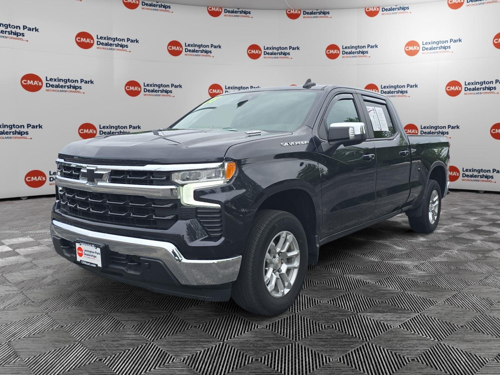 Used 2023 Dark Ash Metallic Chevrolet LT image 3